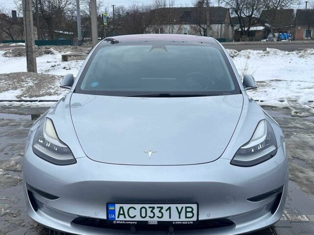 Сірий Тесла Модель 3, об'ємом двигуна 0 л та пробігом 117 тис. км за 16500 $, фото 1 на Automoto.ua