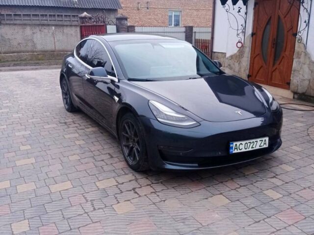Сірий Тесла Модель 3, об'ємом двигуна 0 л та пробігом 141 тис. км за 19500 $, фото 1 на Automoto.ua