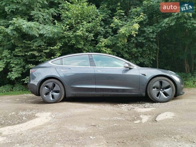 Сірий Тесла Модель 3, об'ємом двигуна 0 л та пробігом 77 тис. км за 18000 $, фото 1 на Automoto.ua