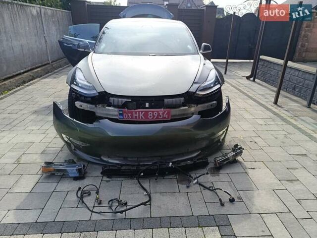 Сірий Тесла Модель 3, об'ємом двигуна 0 л та пробігом 206 тис. км за 12700 $, фото 1 на Automoto.ua