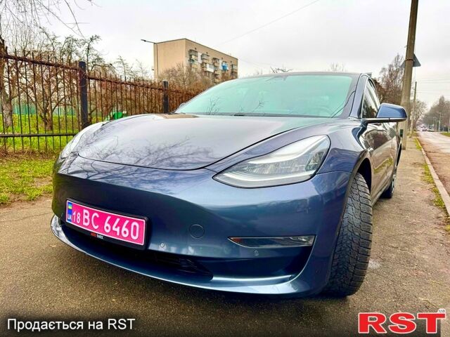 Сірий Тесла Модель 3, об'ємом двигуна 75 л та пробігом 125 тис. км за 18700 $, фото 1 на Automoto.ua