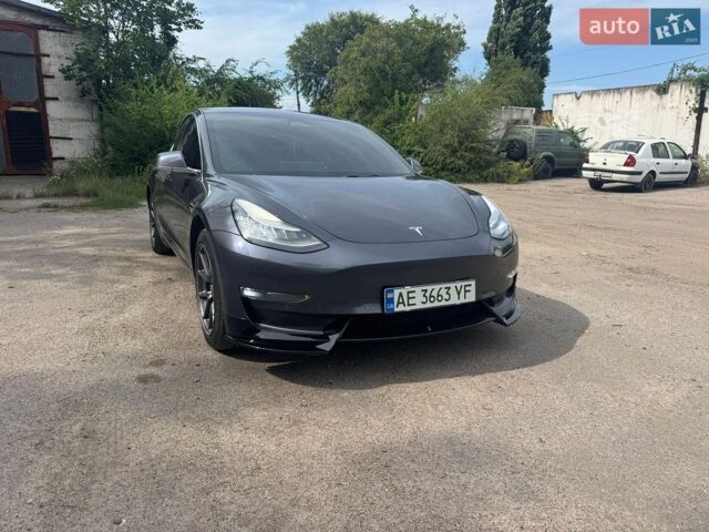 Сірий Тесла Модель 3, об'ємом двигуна 0 л та пробігом 190 тис. км за 15500 $, фото 1 на Automoto.ua