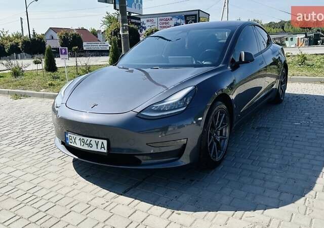 Сірий Тесла Модель 3, об'ємом двигуна 0 л та пробігом 60 тис. км за 22000 $, фото 1 на Automoto.ua
