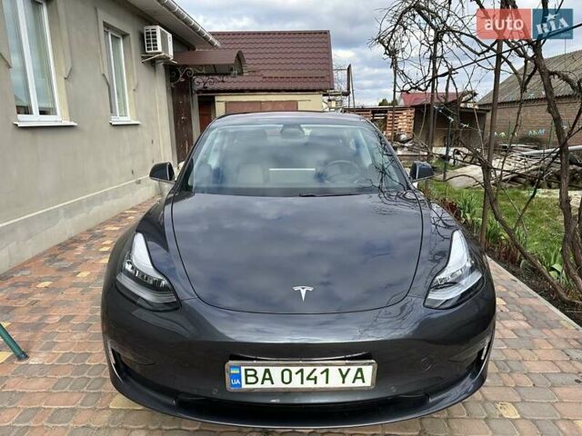 Сірий Тесла Модель 3, об'ємом двигуна 0 л та пробігом 50 тис. км за 33300 $, фото 1 на Automoto.ua