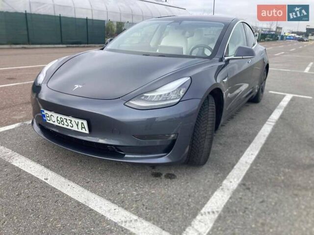 Сірий Тесла Модель 3, об'ємом двигуна 0 л та пробігом 67 тис. км за 16300 $, фото 1 на Automoto.ua
