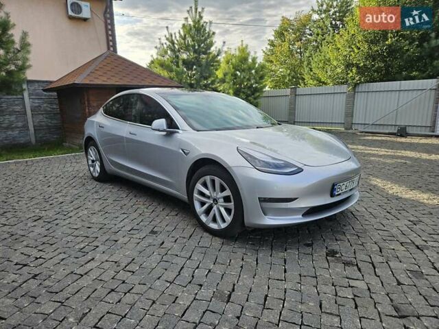 Тесла Модель 3 2018 у Львові на Automoto.ua Сірий Тесла Модель 3, об'ємом двигуна 0 л та пробігом 102 тис. км за 19000 $, фото 1 на Automoto.ua