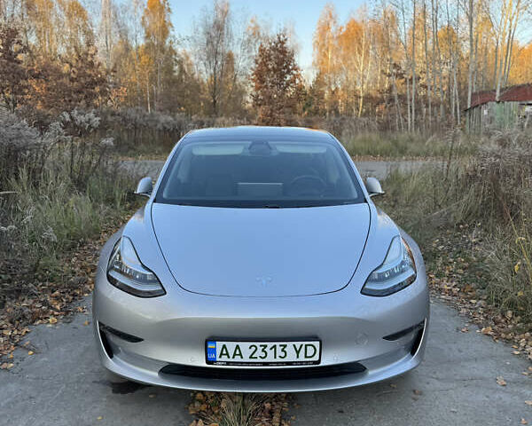 Серый Тесла Модель 3, объемом двигателя 0 л и пробегом 138 тыс. км за 17300 $, фото 1 на Automoto.ua