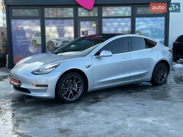 Сірий Тесла Модель 3, об'ємом двигуна 0 л та пробігом 89 тис. км за 20300 $, фото 1 на Automoto.ua
