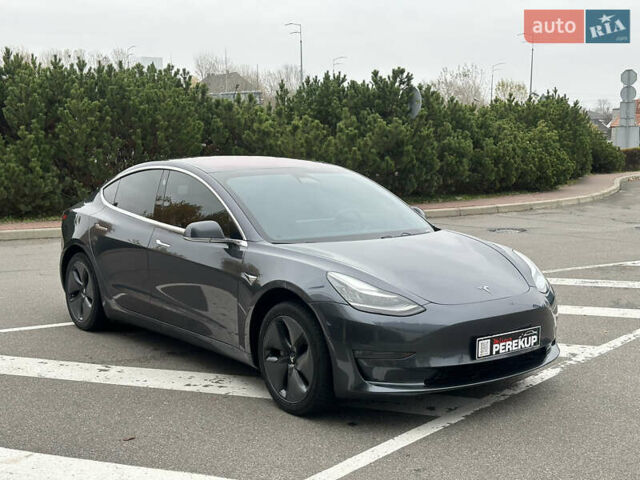 Сірий Тесла Модель 3, об'ємом двигуна 0 л та пробігом 150 тис. км за 13999 $, фото 1 на Automoto.ua