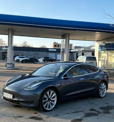 Сірий Тесла Модель 3, об'ємом двигуна 0 л та пробігом 165 тис. км за 20000 $, фото 1 на Automoto.ua