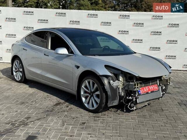 Серый Тесла Модель 3, объемом двигателя 0 л и пробегом 163 тыс. км за 11700 $, фото 1 на Automoto.ua