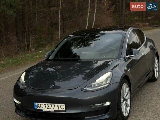 Серый Тесла Модель 3, объемом двигателя 0 л и пробегом 140 тыс. км за 16499 $, фото 1 на Automoto.ua