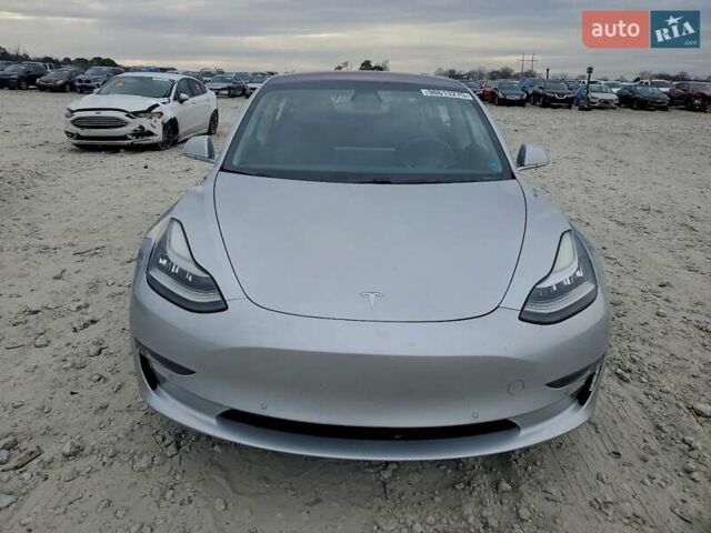 Серый Тесла Модель 3, объемом двигателя 0 л и пробегом 86 тыс. км за 11015 $, фото 1 на Automoto.ua