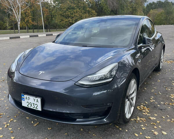 Сірий Тесла Модель 3, об'ємом двигуна 0 л та пробігом 142 тис. км за 14700 $, фото 1 на Automoto.ua