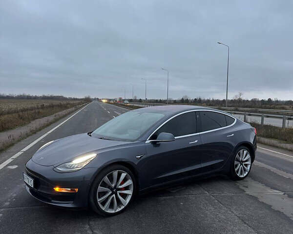 Сірий Тесла Модель 3, об'ємом двигуна 0 л та пробігом 115 тис. км за 19300 $, фото 1 на Automoto.ua