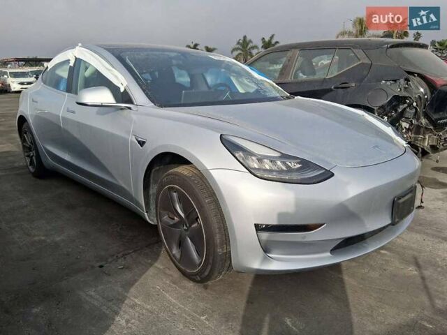 Сірий Тесла Модель 3, об'ємом двигуна 0 л та пробігом 122 тис. км за 6200 $, фото 1 на Automoto.ua