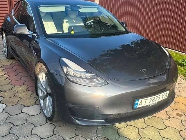 Сірий Тесла Модель 3, об'ємом двигуна 0 л та пробігом 80 тис. км за 18999 $, фото 1 на Automoto.ua