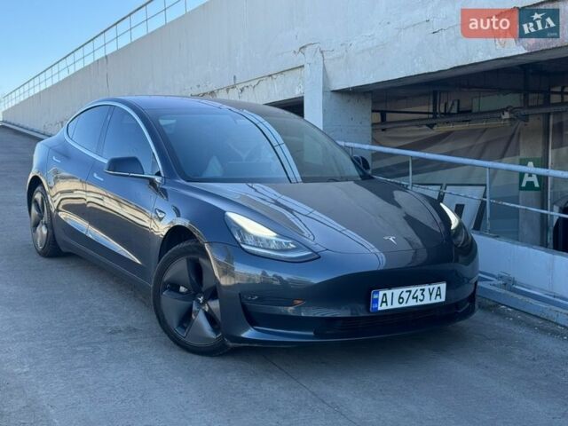 Серый Тесла Модель 3, объемом двигателя 0 л и пробегом 154 тыс. км за 15299 $, фото 1 на Automoto.ua