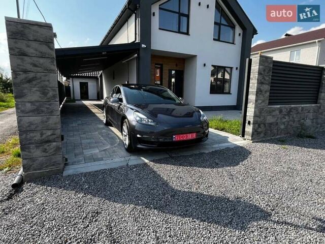 Серый Тесла Модель 3, объемом двигателя 0 л и пробегом 88 тыс. км за 17700 $, фото 1 на Automoto.ua