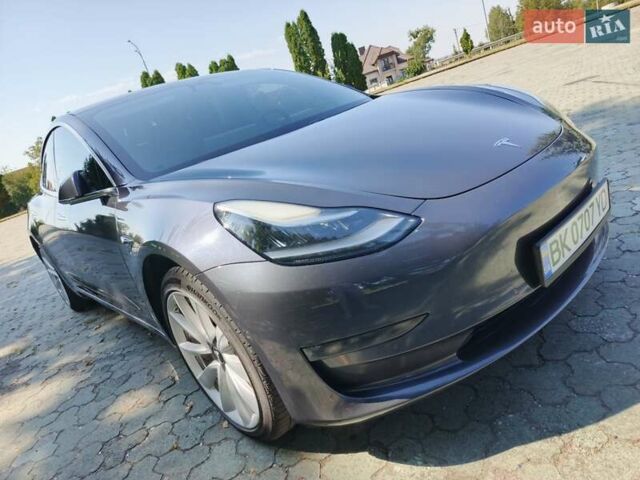 Сірий Тесла Модель 3, об'ємом двигуна 0 л та пробігом 199 тис. км за 17700 $, фото 1 на Automoto.ua