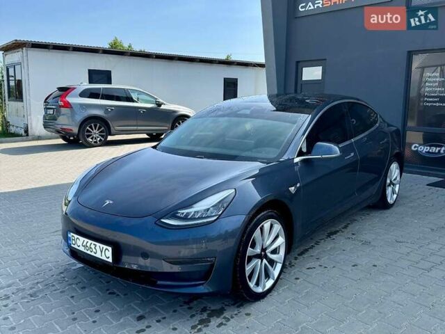Сірий Тесла Модель 3, об'ємом двигуна 0 л та пробігом 70 тис. км за 16599 $, фото 1 на Automoto.ua