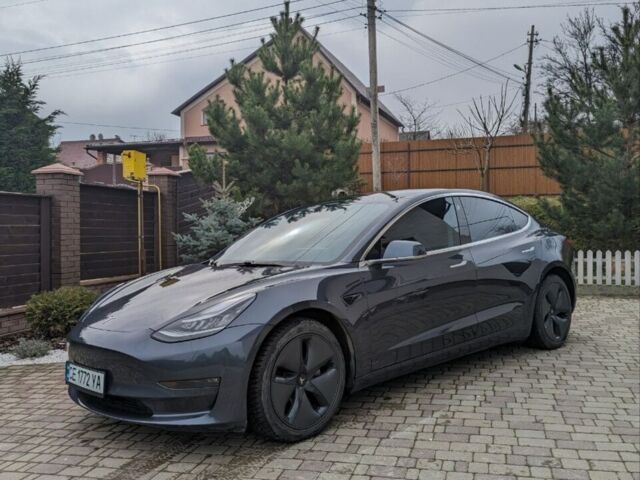 Сірий Тесла Модель 3, об'ємом двигуна 0 л та пробігом 68 тис. км за 23500 $, фото 1 на Automoto.ua