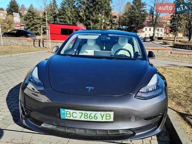 Сірий Тесла Модель 3, об'ємом двигуна 0 л та пробігом 155 тис. км за 19000 $, фото 1 на Automoto.ua