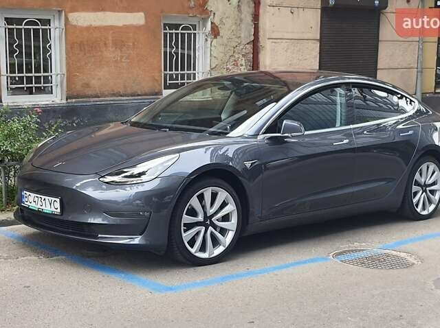 Сірий Тесла Модель 3, об'ємом двигуна 0 л та пробігом 108 тис. км за 18800 $, фото 1 на Automoto.ua