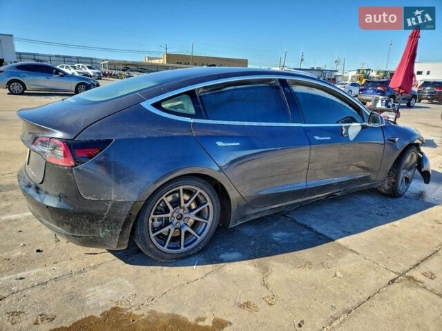 Сірий Тесла Модель 3, об'ємом двигуна 0 л та пробігом 120 тис. км за 8400 $, фото 1 на Automoto.ua