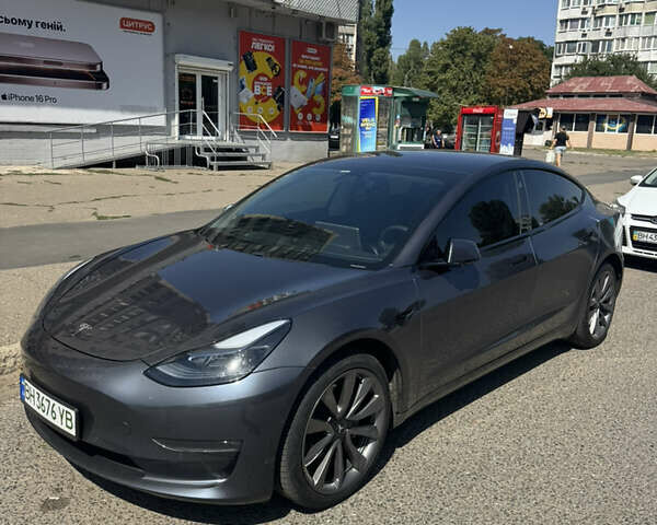 Сірий Тесла Модель 3, об'ємом двигуна 0 л та пробігом 70 тис. км за 18700 $, фото 1 на Automoto.ua