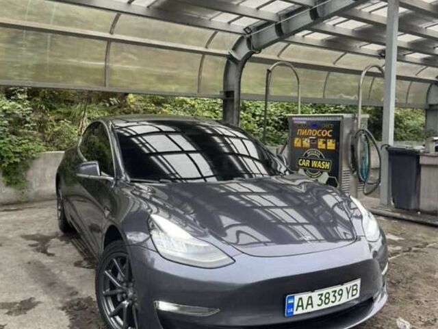 Сірий Тесла Модель 3, об'ємом двигуна 0 л та пробігом 120 тис. км за 16700 $, фото 1 на Automoto.ua