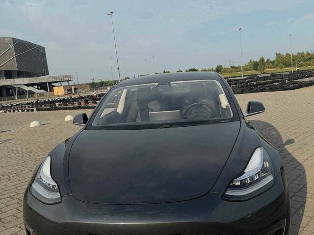 Сірий Тесла Модель 3, об'ємом двигуна 0 л та пробігом 38 тис. км за 12750 $, фото 1 на Automoto.ua