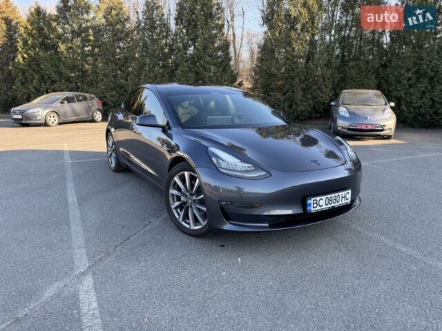 Сірий Тесла Модель 3, об'ємом двигуна 0 л та пробігом 42 тис. км за 20900 $, фото 1 на Automoto.ua
