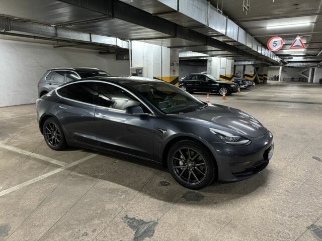 Сірий Тесла Модель 3, об'ємом двигуна 0 л та пробігом 51 тис. км за 14500 $, фото 1 на Automoto.ua