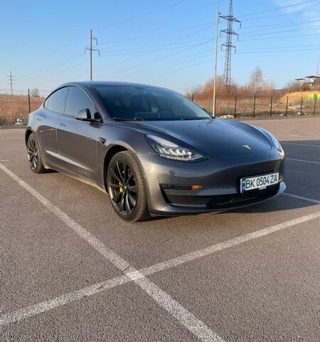 Сірий Тесла Модель 3, об'ємом двигуна 0 л та пробігом 119 тис. км за 17700 $, фото 1 на Automoto.ua
