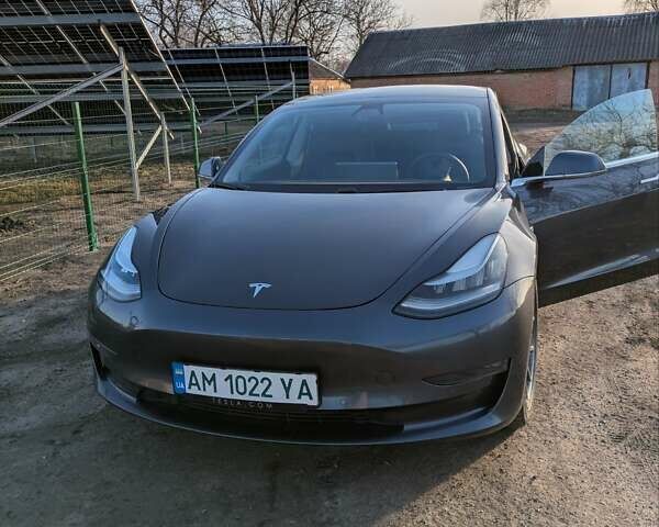 Серый Тесла Модель 3, объемом двигателя 0 л и пробегом 145 тыс. км за 17000 $, фото 1 на Automoto.ua