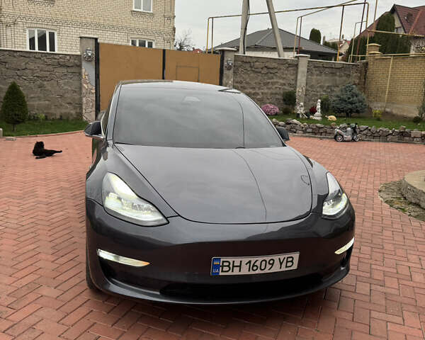 Серый Тесла Модель 3, объемом двигателя 0 л и пробегом 126 тыс. км за 14500 $, фото 1 на Automoto.ua