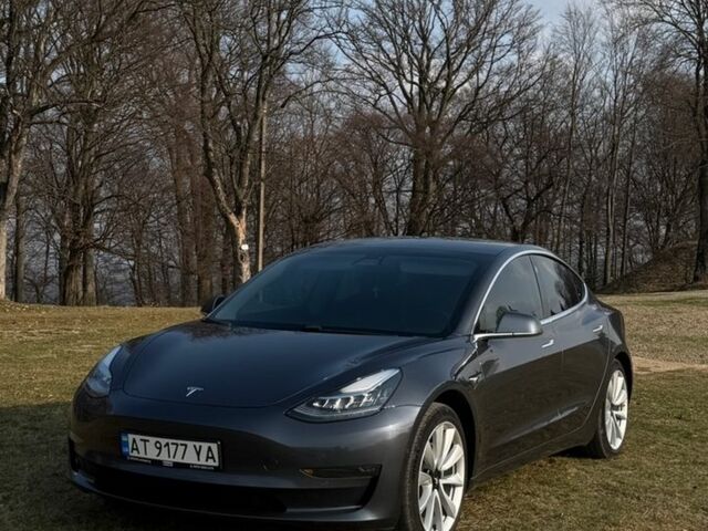 Сірий Тесла Модель 3, об'ємом двигуна 0 л та пробігом 240 тис. км за 13099 $, фото 1 на Automoto.ua