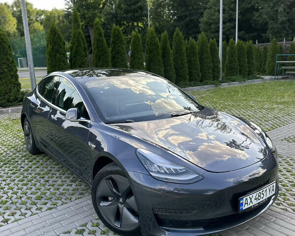 Сірий Тесла Модель 3, об'ємом двигуна 0 л та пробігом 46 тис. км за 23300 $, фото 1 на Automoto.ua