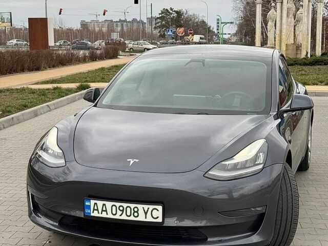 Сірий Тесла Модель 3, об'ємом двигуна 0 л та пробігом 170 тис. км за 17500 $, фото 1 на Automoto.ua