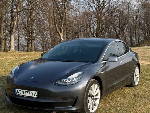 Сірий Тесла Модель 3, об'ємом двигуна 0 л та пробігом 240 тис. км за 13261 $, фото 1 на Automoto.ua