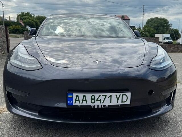 Сірий Тесла Модель 3, об'ємом двигуна 0 л та пробігом 101 тис. км за 18200 $, фото 1 на Automoto.ua