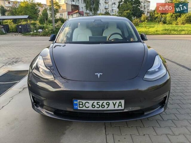 Сірий Тесла Модель 3, об'ємом двигуна 0 л та пробігом 131 тис. км за 16200 $, фото 1 на Automoto.ua
