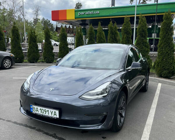 Сірий Тесла Модель 3, об'ємом двигуна 0 л та пробігом 85 тис. км за 22400 $, фото 1 на Automoto.ua