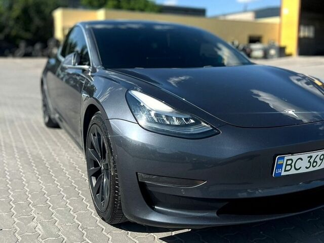 Сірий Тесла Модель 3, об'ємом двигуна 0 л та пробігом 189 тис. км за 15300 $, фото 1 на Automoto.ua