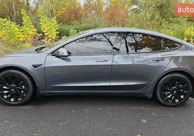 Сірий Тесла Модель 3, об'ємом двигуна 0 л та пробігом 117 тис. км за 17900 $, фото 1 на Automoto.ua