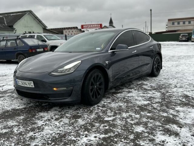 Серый Тесла Модель 3, объемом двигателя 0 л и пробегом 180 тыс. км за 16500 $, фото 1 на Automoto.ua