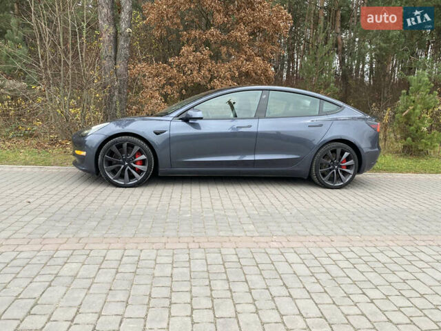 Серый Тесла Модель 3, объемом двигателя 0 л и пробегом 123 тыс. км за 21500 $, фото 1 на Automoto.ua