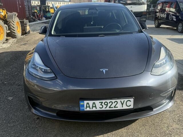 Серый Тесла Модель 3, объемом двигателя 0 л и пробегом 73 тыс. км за 23500 $, фото 1 на Automoto.ua