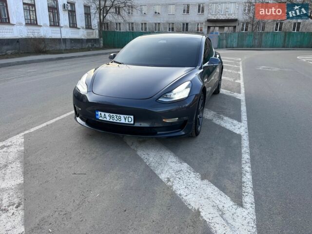 Сірий Тесла Модель 3, об'ємом двигуна 0 л та пробігом 95 тис. км за 15999 $, фото 1 на Automoto.ua
